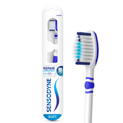 Sensodyne Odbudowa i Ochrona Szczoteczka soft delikatna do nadwrażliwych zębów z cienkim włosiem