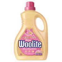 Woolite Płyn Do Prania Delicate Keratin 1,8L