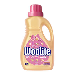 Woolite Płyn Do Prania Delicate 0,9L