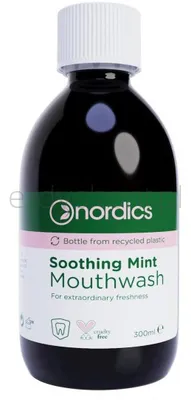 Płyn Do Płukania Jamy Ustnej Soothing Fresh 300 Ml